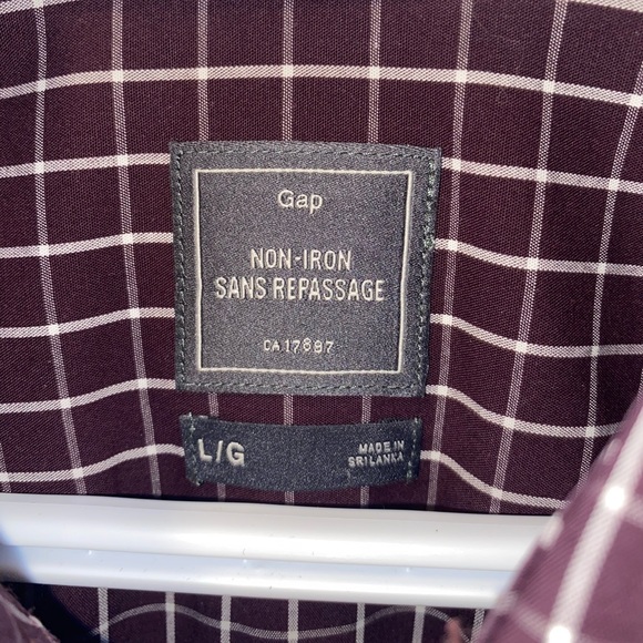 2/$30 ⚡️ - SHIRT | Men’s Gap size Large - Picture 2 of 7